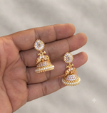 Load image into Gallery viewer, KHAIRA jimikkis (White)
