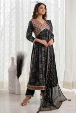Load image into Gallery viewer, Naira cut kurti set - AASHVIKA
