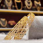 Load image into Gallery viewer, NALINI - pair of bangles
