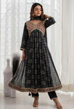 Load image into Gallery viewer, Naira cut kurti set - AASHVIKA
