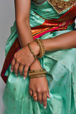 Load image into Gallery viewer, NADIRA - Set of 4 bangles
