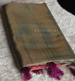 Load image into Gallery viewer, Kubera Pattu Saree - Emerald x Plum
