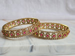 Load image into Gallery viewer, TASHI - pair of bangles (Ruby)
