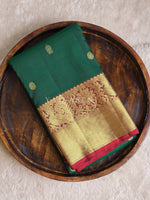 Load image into Gallery viewer, VERDURE VOGUE - Pure Kanjivaram Silk Saree with Gold Zari
