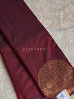 Load image into Gallery viewer, Soft Silk Borderless Mandala Saree - Maroon
