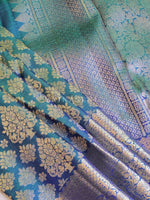 Load image into Gallery viewer, IRIDESCENT MUSE - Pure Kanjivaram Silk Saree with Gold Zari
