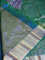 Load image into Gallery viewer, IRIDESCENT MUSE - Pure Kanjivaram Silk Saree with Gold Zari
