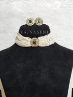 Load image into Gallery viewer, NABHYA (Emerald)
