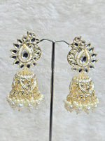 Load image into Gallery viewer, NITARA earrings
