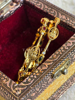 Load image into Gallery viewer, KAAVINI - pair of bangles
