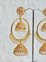 Load image into Gallery viewer, ARUNA earrings
