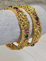 Load image into Gallery viewer, CHARUNI - pair of bangles
