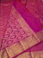 Load image into Gallery viewer, Vaira Oosi Checkered x Peacock Semi Silk Saree - Fuchsia
