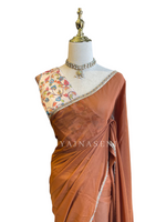 Load image into Gallery viewer, Chiffon Saree x Mirrors x Lace : Brown
