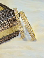 Load image into Gallery viewer, ALANI - pair of bangles (Gold)
