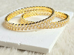 Load image into Gallery viewer, ALANI - pair of bangles (Gold)
