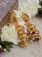 Load image into Gallery viewer, SUMEDHA earrings
