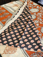 Load image into Gallery viewer, Mulmul Cotton Handblock Printed Saree : Brown x Tan
