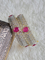 Load image into Gallery viewer, KANTI - pair of kada (Rani)
