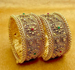 Load image into Gallery viewer, AKSHARA - pair of kada, screw type

