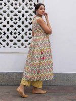 Load image into Gallery viewer, AADRIKA [XS / 34] - Side pleated kurti set
