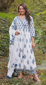 Load image into Gallery viewer, SAJNA [M / 38] - Angrakha Block Print Kurti Set
