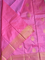 Load image into Gallery viewer, Vaira oosi x Motifs Saree - Pink
