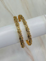 Load image into Gallery viewer, YAMUNA - pair of bangles
