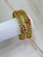 Load image into Gallery viewer, MALARVIZHI - pair of bangles
