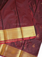 Load image into Gallery viewer, Dainty Motifs x Semi Soft Silk Saree - Maroon
