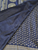 Load image into Gallery viewer, Georgette Saree x Printed Design : Dark Blue x White
