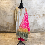 Load image into Gallery viewer, DAWNIA [L/40] - Straight Cut Kurti Set
