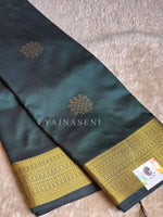 Load image into Gallery viewer, Kolam Motifs x Semi Soft Silk Saree - Timber Green
