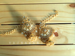Load image into Gallery viewer, AMARAVATHI danglers
