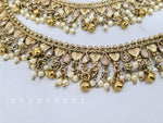 Load image into Gallery viewer, Anklet - RESHMI (peach)
