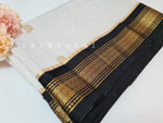 Load image into Gallery viewer, Mango Butta Korvai Cotton Saree : White x Black
