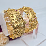 Load image into Gallery viewer, SARANJANI - pair of kada, screw type
