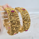 Load image into Gallery viewer, KALYANI - pair of kada, screw type
