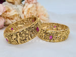 Load image into Gallery viewer, KALYANI - pair of kada, screw type
