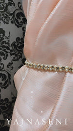 Load and play video in Gallery viewer, Hipchain - Single layer champagne stone pearl
