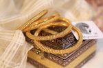 Load image into Gallery viewer, Set of Tradi Gold bangles
