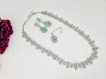 Load image into Gallery viewer, DIANA (necklace) - silver x mint
