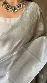 Load image into Gallery viewer, Linen silk x Silver zari - Steel Grey
