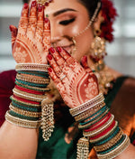 Load image into Gallery viewer, AINARA - pair of kalere bangles (gold)

